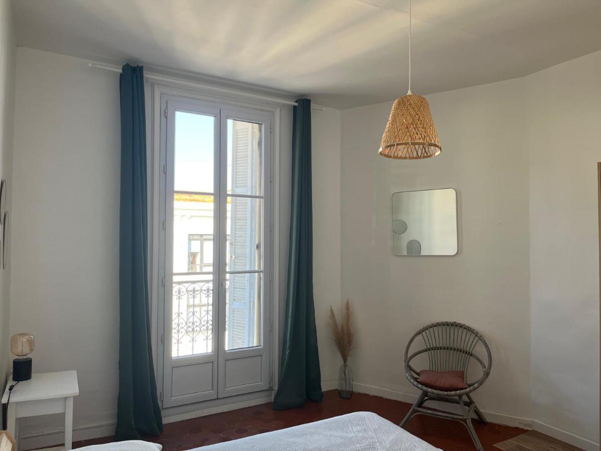 Appartement Hyeres - Centre Ville 3 Chambres 6 Personnes 4Eme Etage Escalier - Sebastien Claire Exterior photo